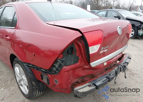 2010 Mercury Milan из США, поврежденный, VIN 3MEHM0HA8AR613178